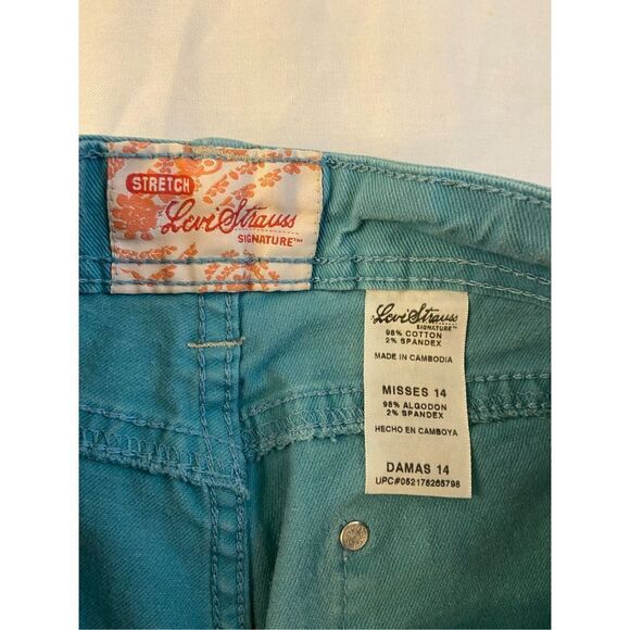 Levi’s stretch Capri denim jean  missy size 14 turquoise - Picture 2 of 6